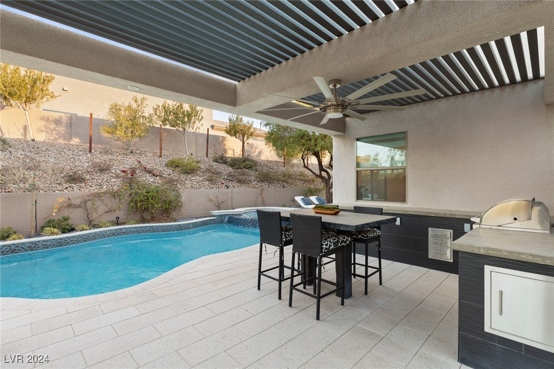 40 CHALET HILLS Terrace