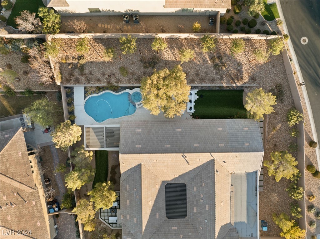40 CHALET HILLS Terrace