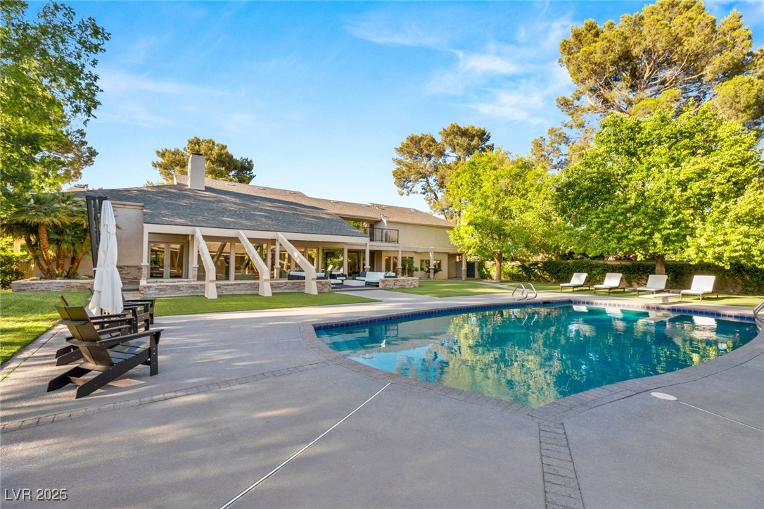 2327 ALTA Drive