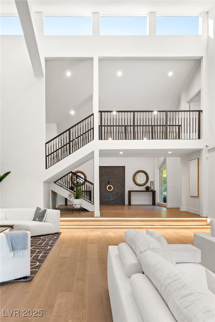 2327 ALTA Drive