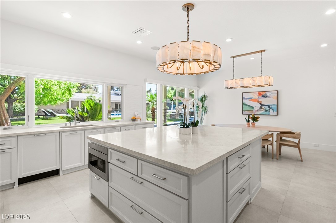 2327 ALTA Drive
