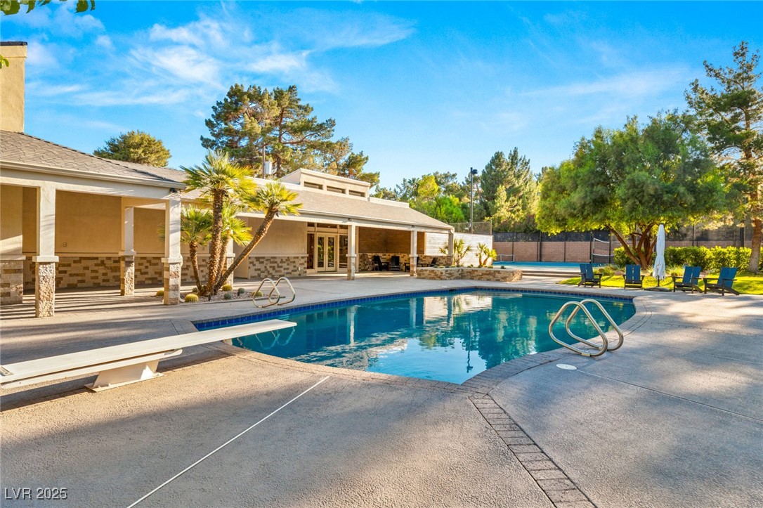 2327 ALTA Drive