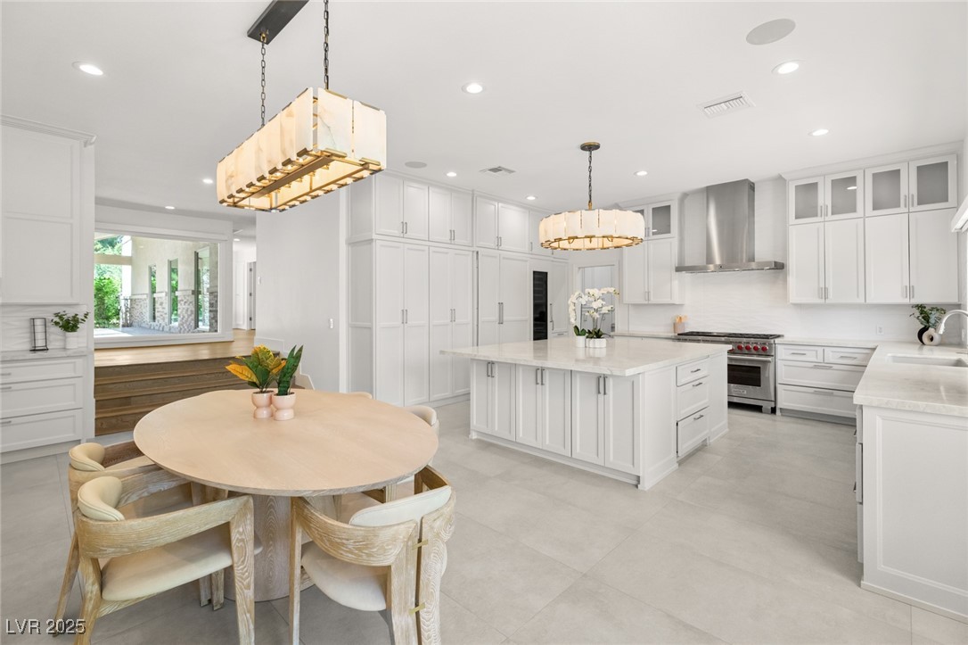 2327 ALTA Drive