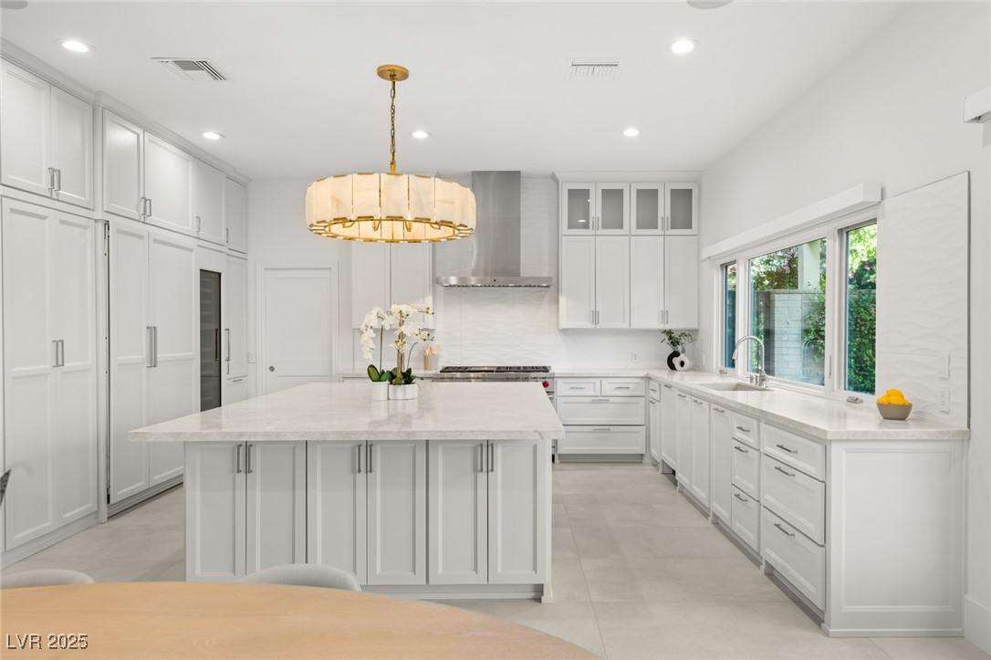 2327 ALTA Drive