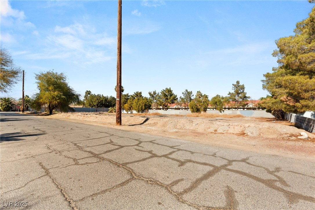 3422 HAPPY Lane