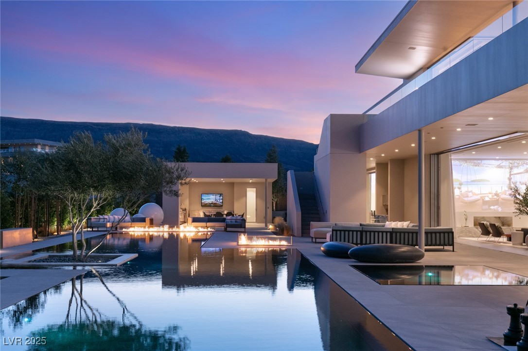 14 Magic Stone Lane
