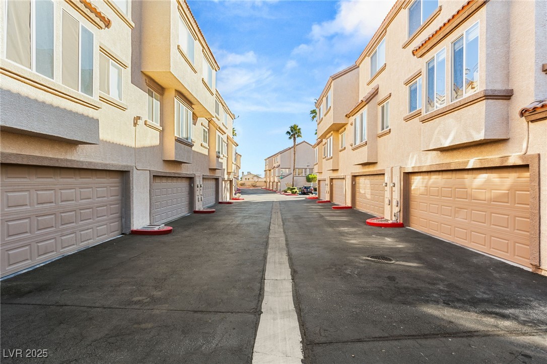 8437 SLUMAN Court