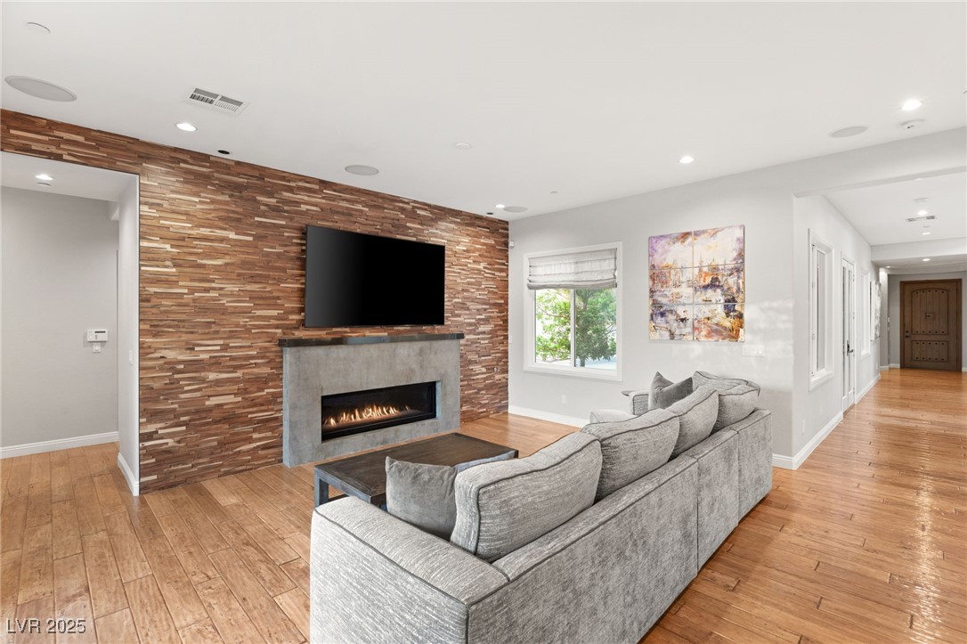 1312 ENCHANTED RIVER Drive