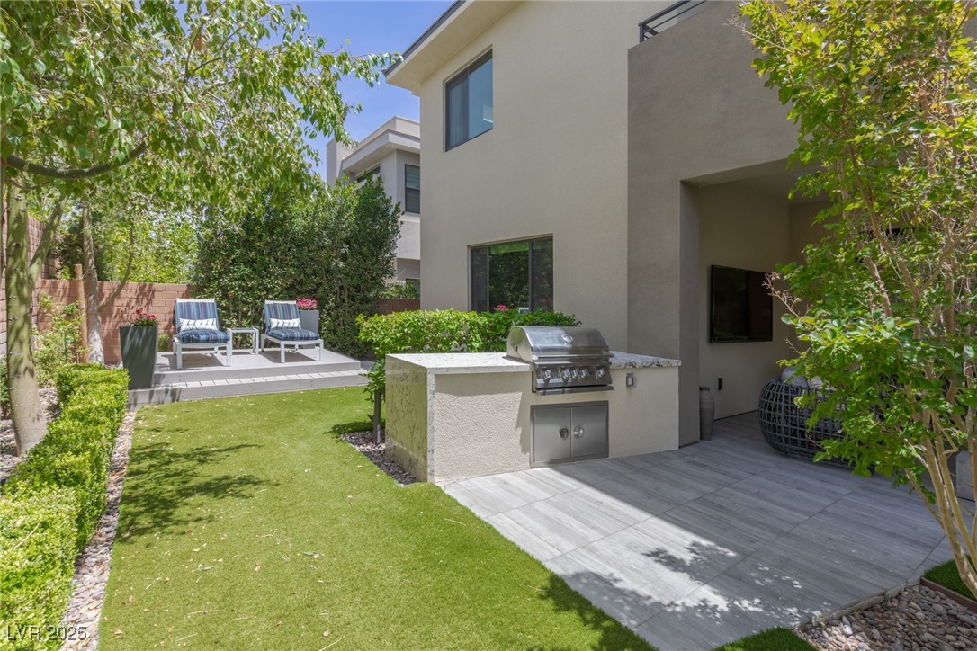 18 SUGARBERRY Lane