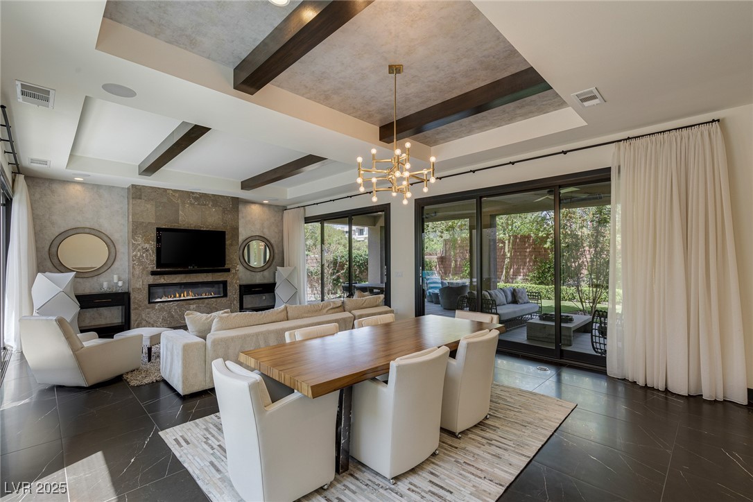 18 SUGARBERRY Lane