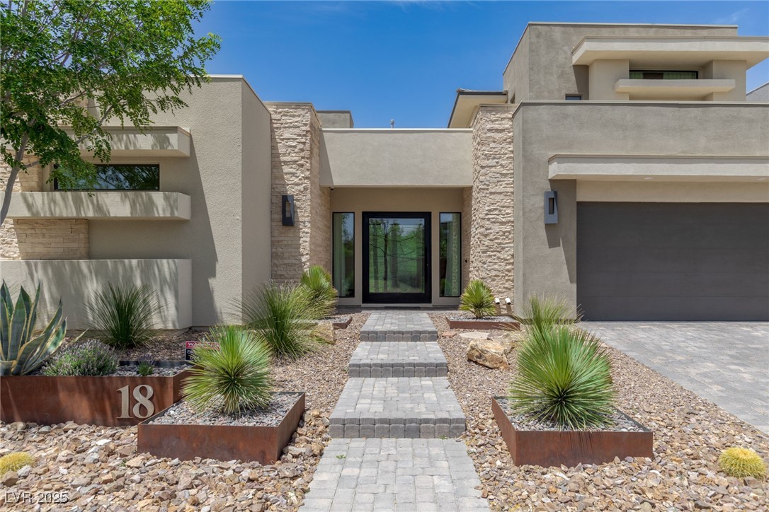 18 SUGARBERRY Lane