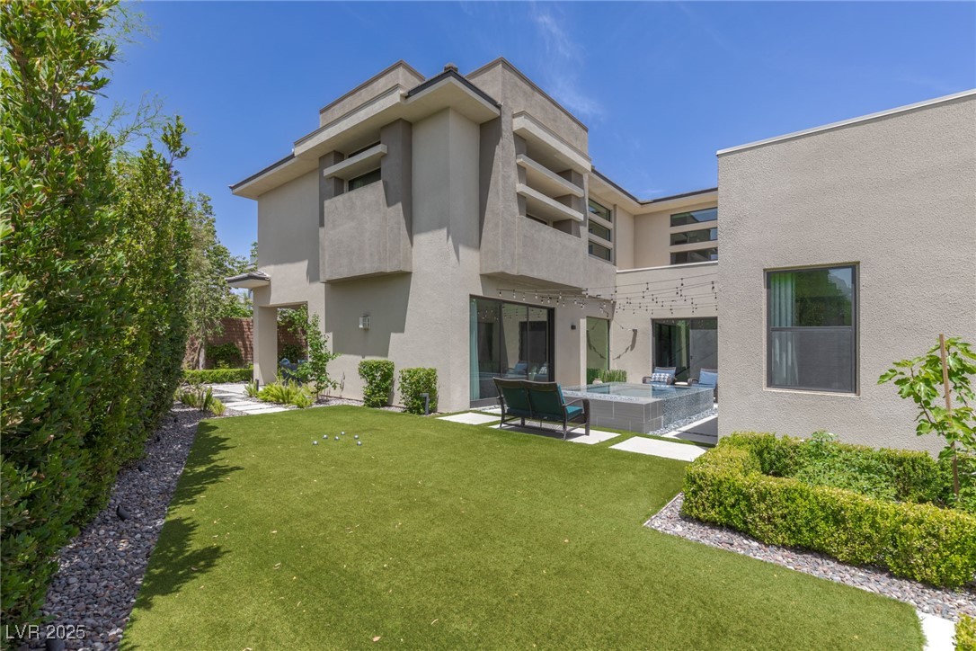18 SUGARBERRY Lane