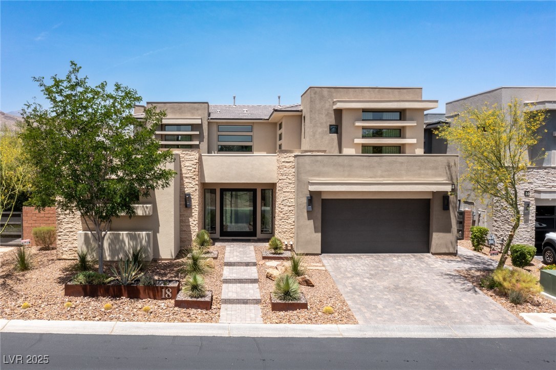 18 SUGARBERRY Lane