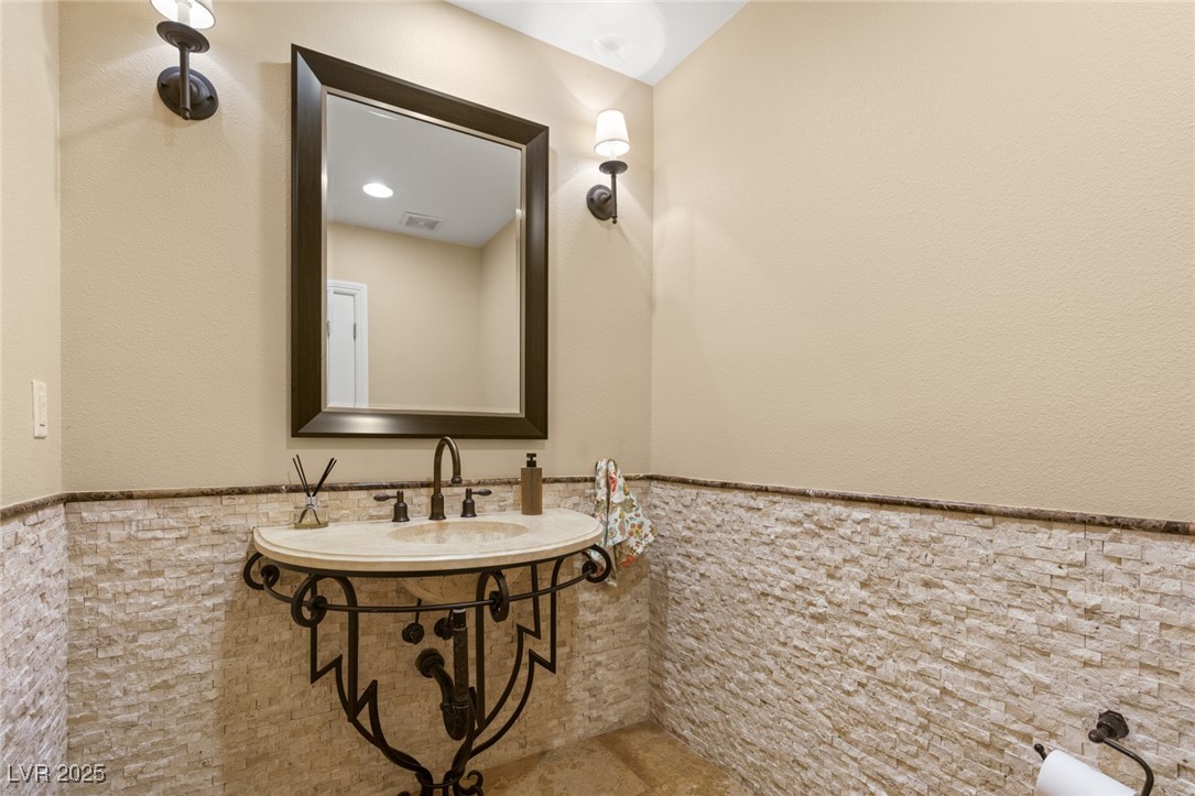 12 WADE HAMPTON Trail