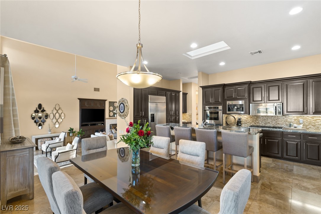 12 WADE HAMPTON Trail