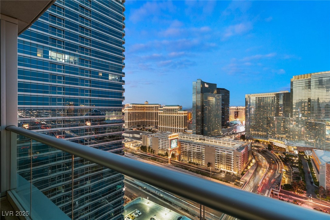 4525 Dean Martin Drive 2800