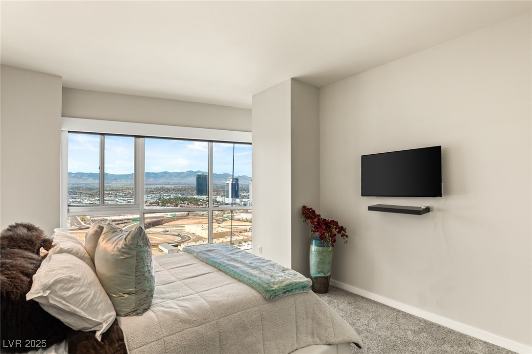4525 Dean Martin Drive 2800