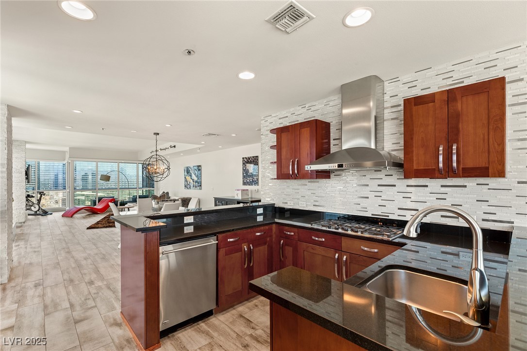 4525 Dean Martin Drive 2800