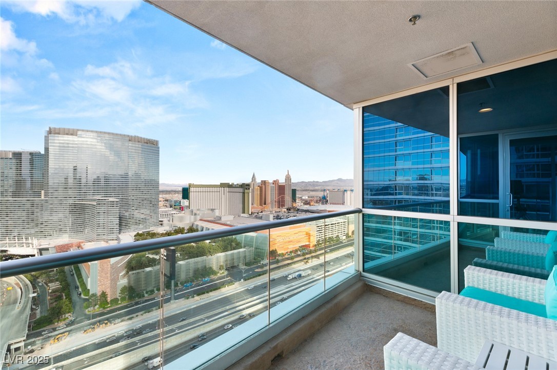 4525 Dean Martin Drive 2800