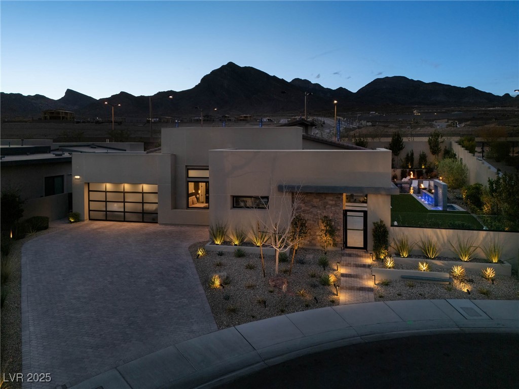 333 HIGHVIEW RIDGE Avenue