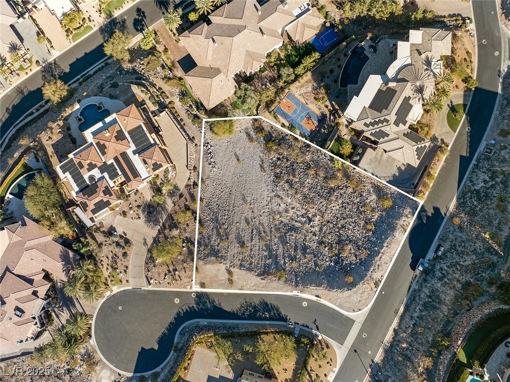 463 SAINT MORITZ Drive