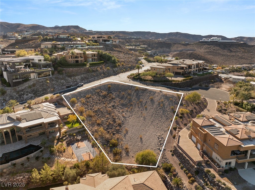 463 SAINT MORITZ Drive