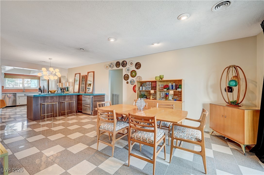 3220 PAWNEE Drive
