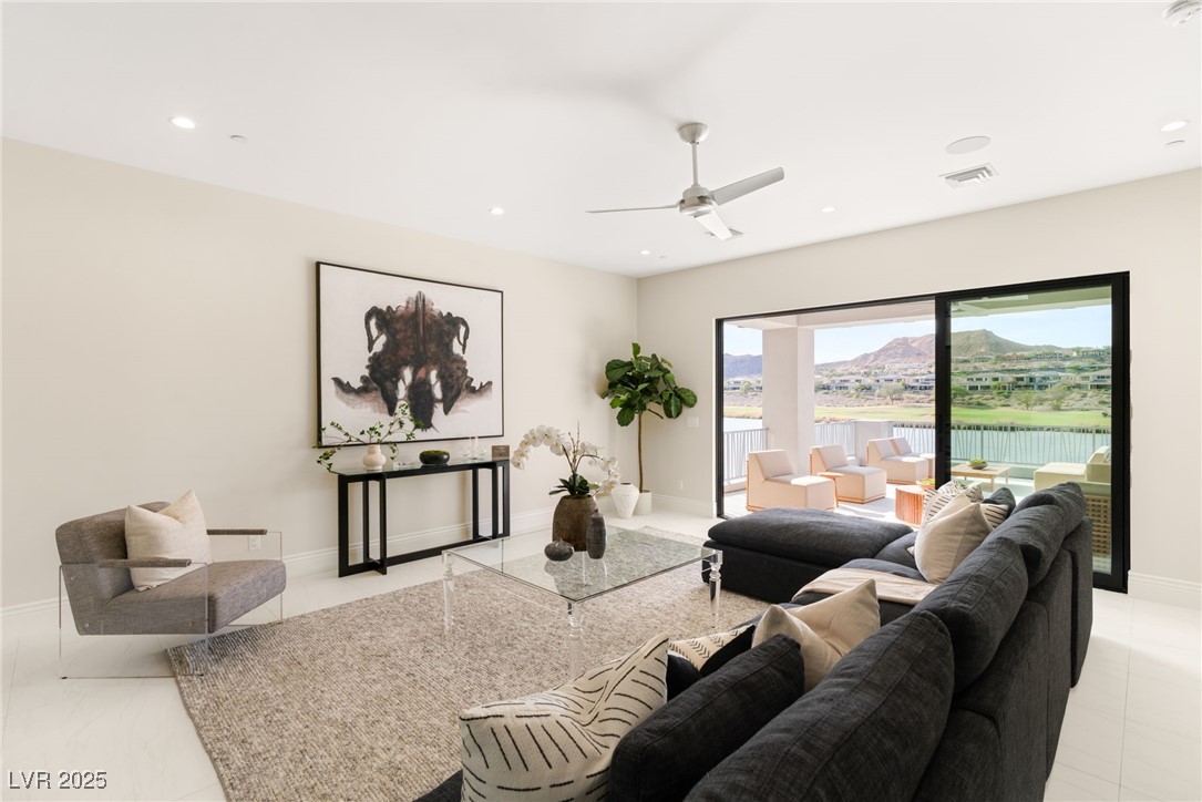 32 GRAND CORNICHE Drive