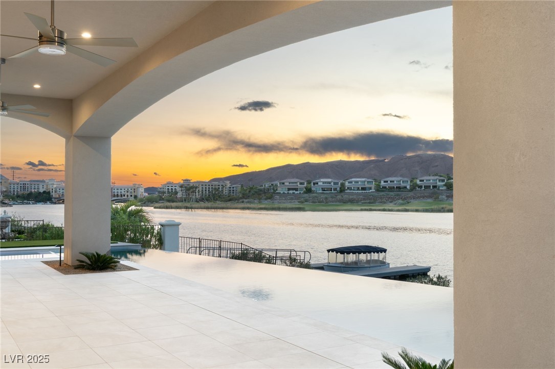 32 GRAND CORNICHE Drive