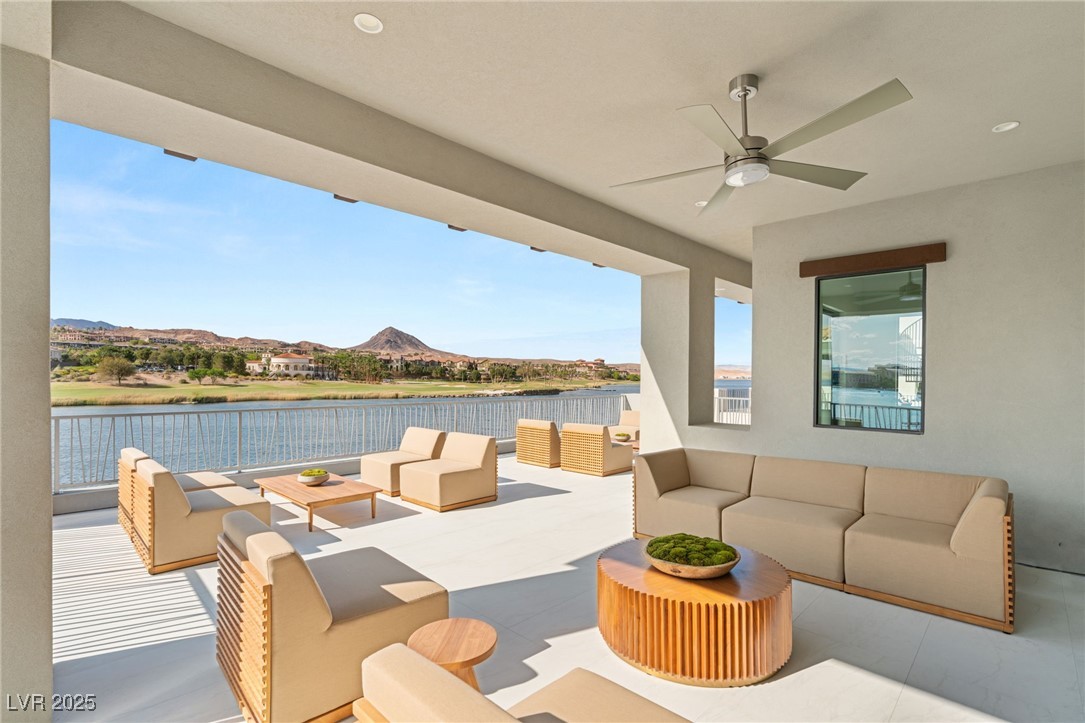 32 GRAND CORNICHE Drive