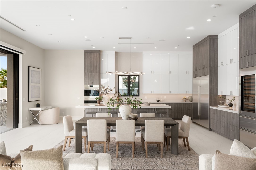 32 GRAND CORNICHE Drive