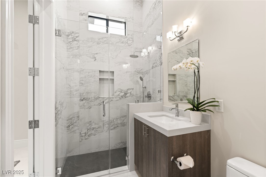 32 GRAND CORNICHE Drive