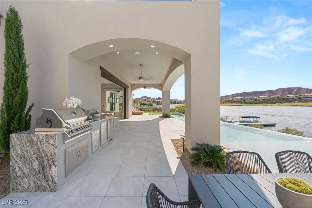 32 GRAND CORNICHE Drive