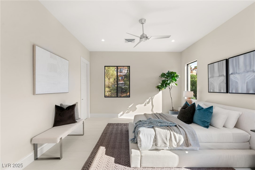 32 GRAND CORNICHE Drive