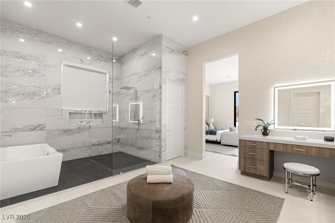 32 GRAND CORNICHE Drive
