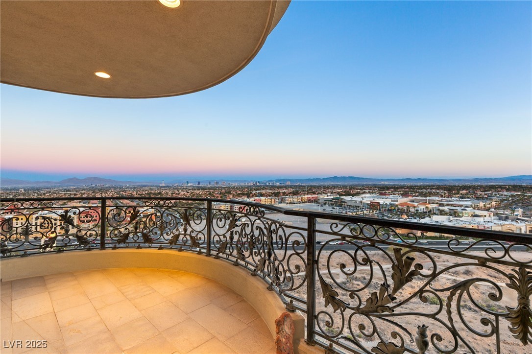 9101 Alta Drive 1205