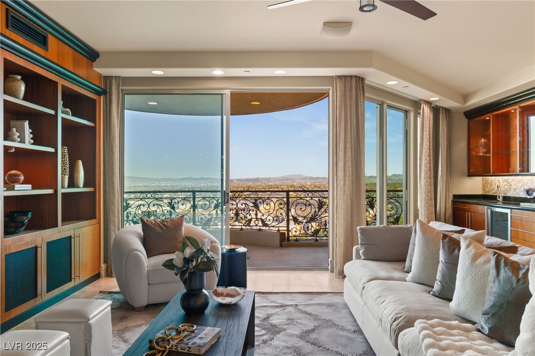 9101 Alta Drive 1205
