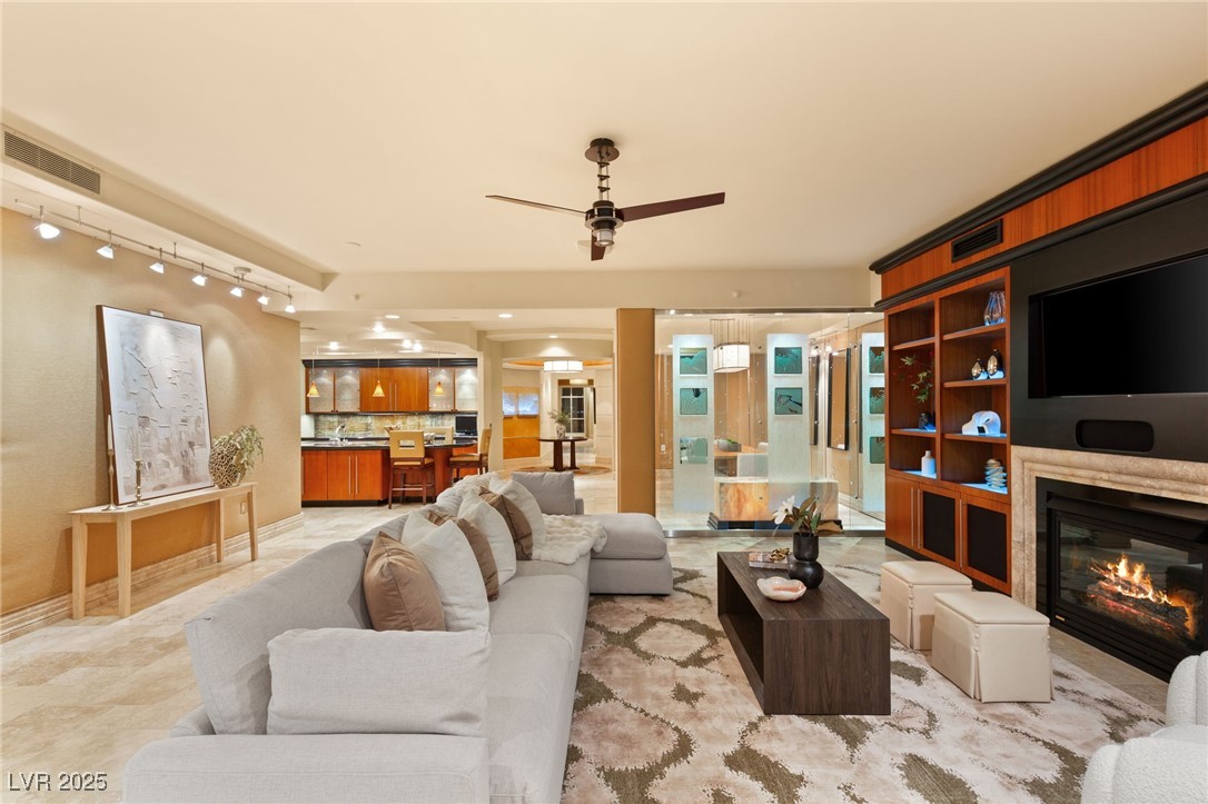 9101 Alta Drive 1205