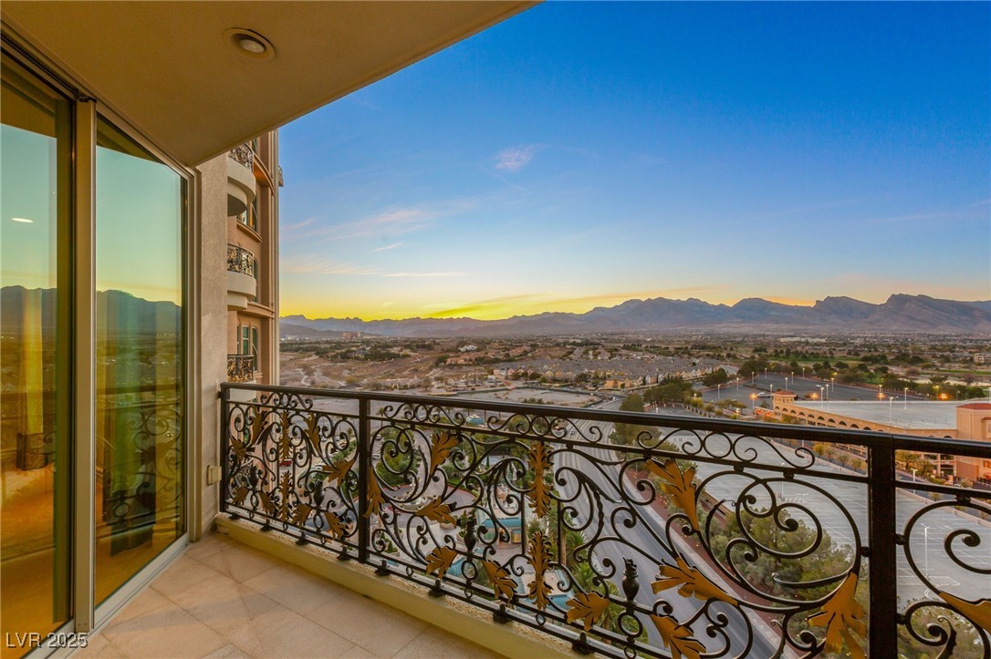 9101 Alta Drive 1205