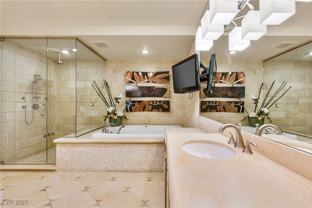 9101 Alta Drive 1205