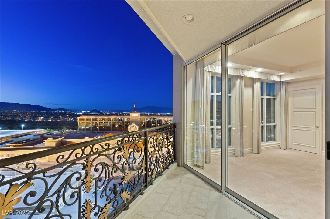 9101 Alta Drive 1205