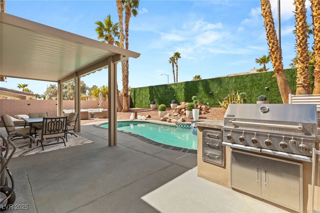 3747 BROADMEAD Street