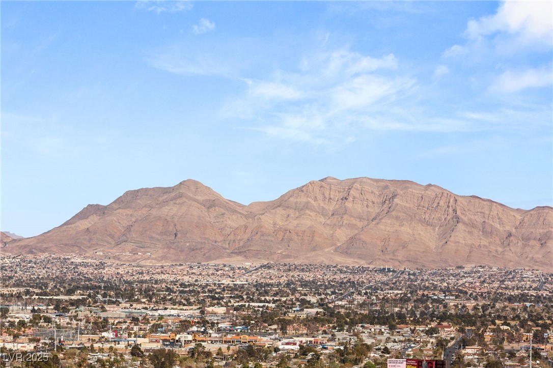 150 LAS VEGAS Boulevard 2015