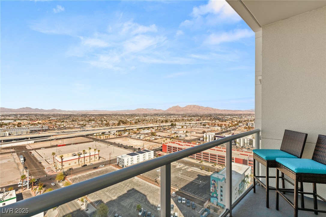 150 LAS VEGAS Boulevard 2015