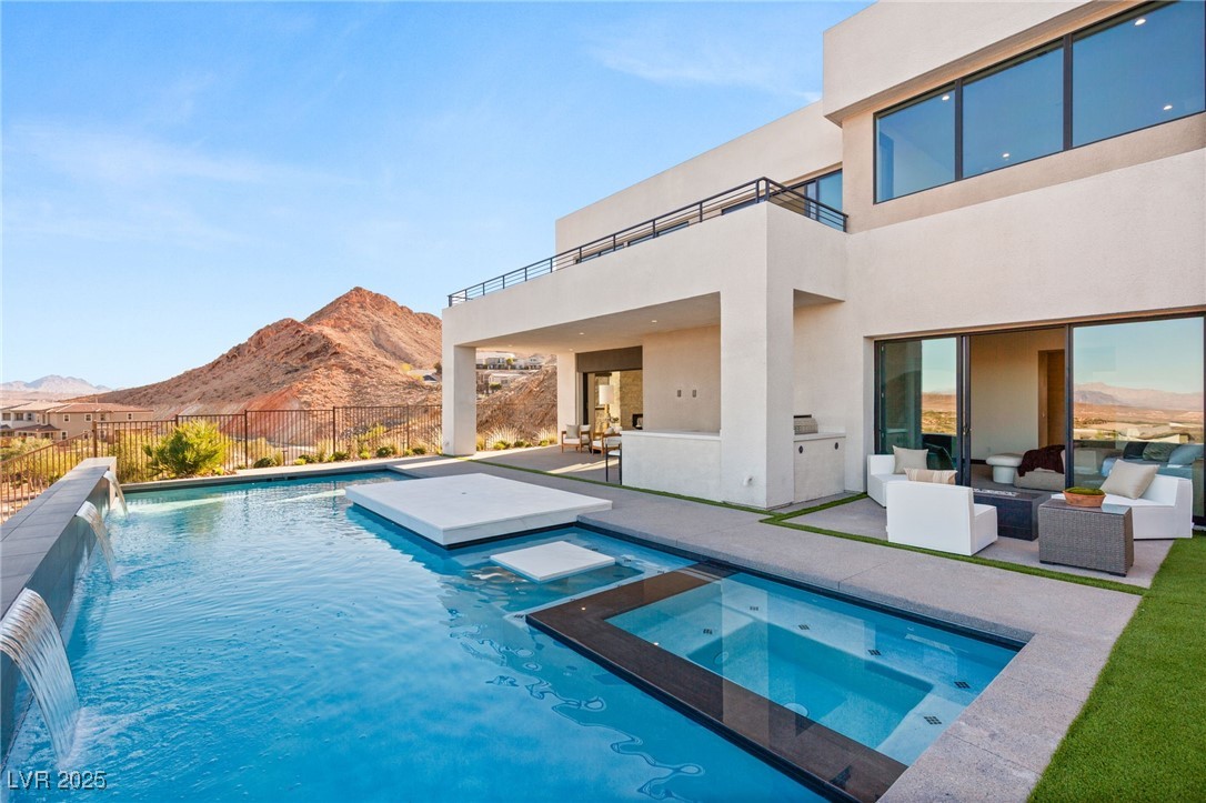 10 SAND STAR Lane