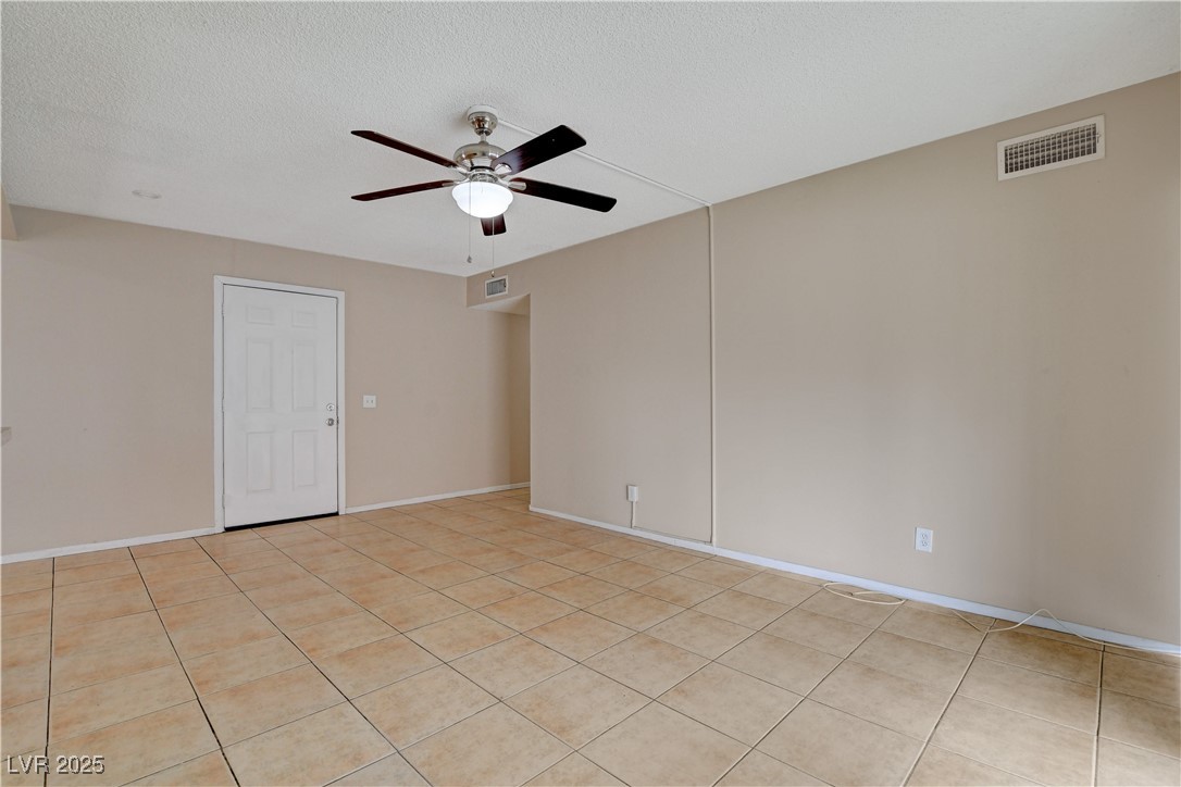 1405 VEGAS VALLEY Drive 170