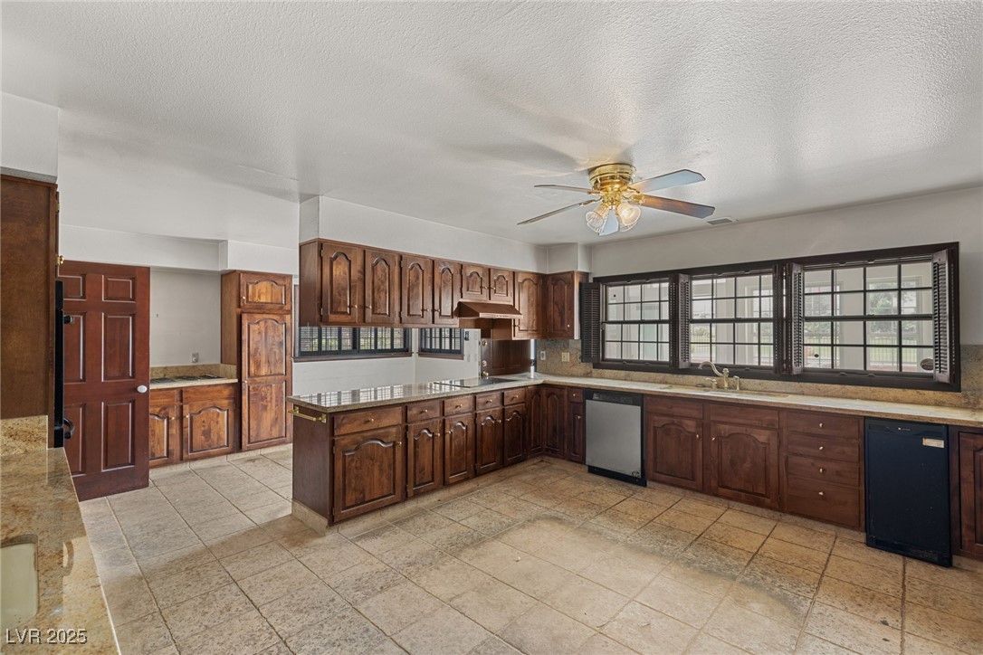 3207 BEL AIR Drive