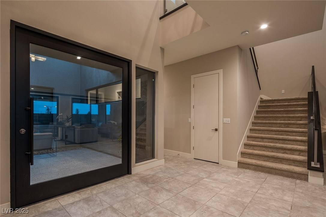18 GARDEN RAIN Drive