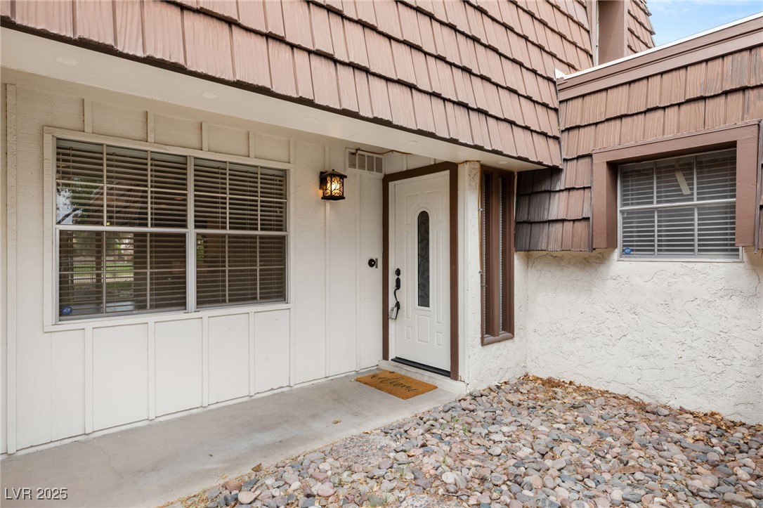 2935 PINEHURST Drive