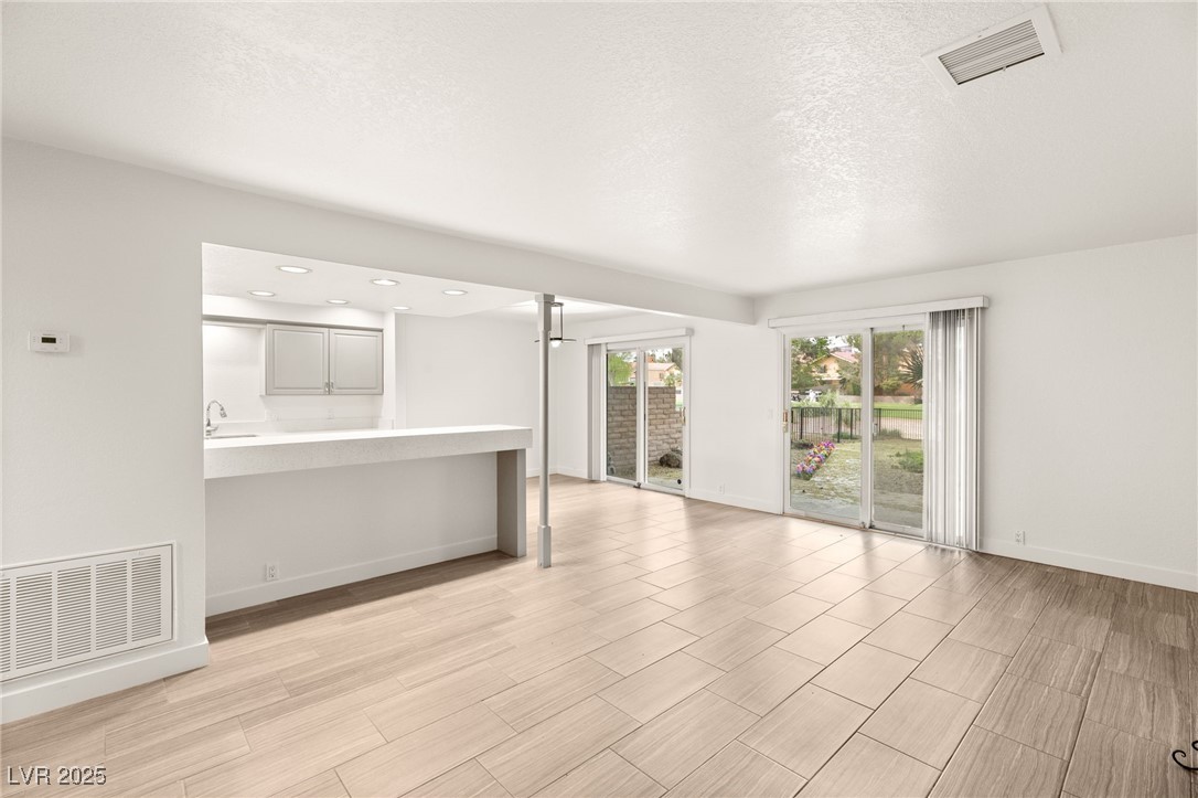 2935 PINEHURST Drive
